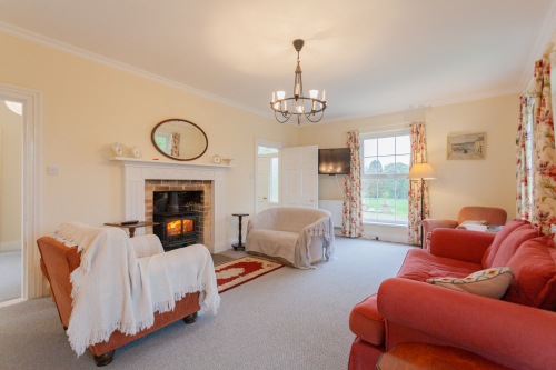 Bungalow-Ensuite with Bath-Countryside view - Base Rate