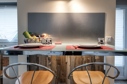 Espace repas gite urbain
