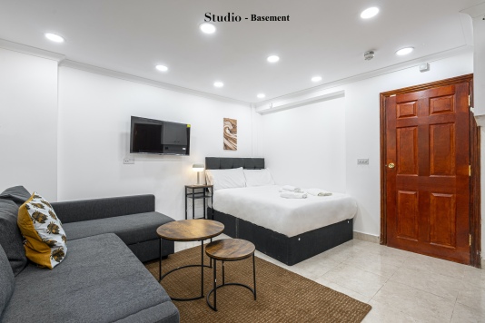Studio - Bsement