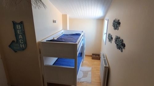 Chambre 3 _ lits 90 x 3 et lit 140 x1