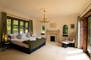 Bedroom 5 / Downstairs / Wheelchair Accessible