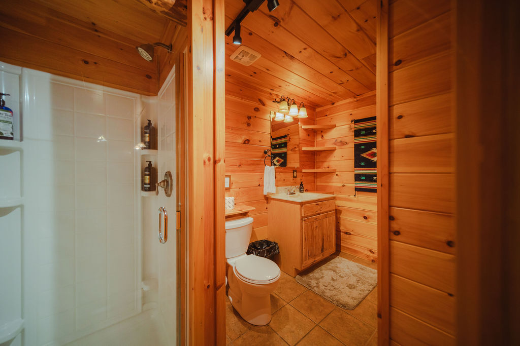 Arrowhead Lodge | Photo 26