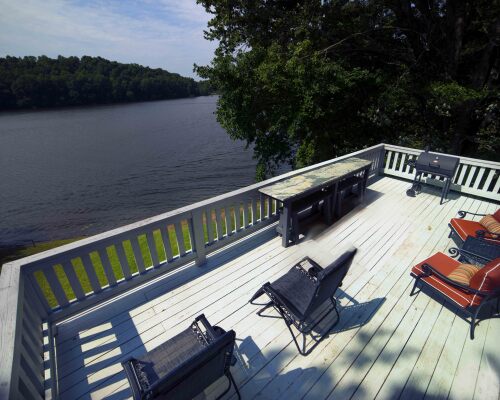 Upper deck with awesome lake views