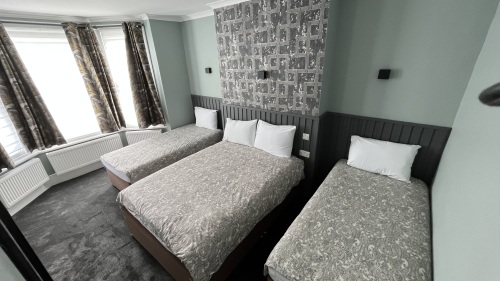 Quad room-Ensuite-Double and Two Single Bed - Standard