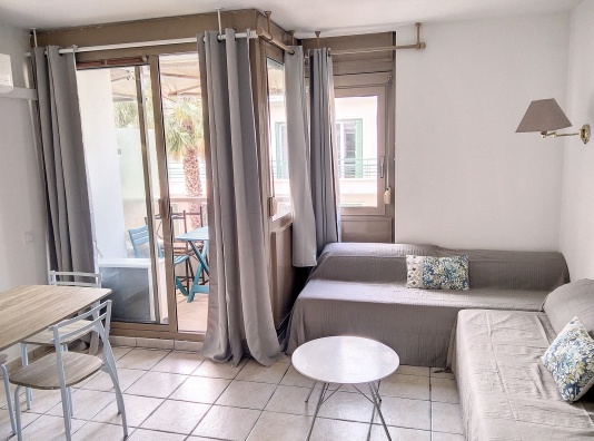 double couchage dans le salon