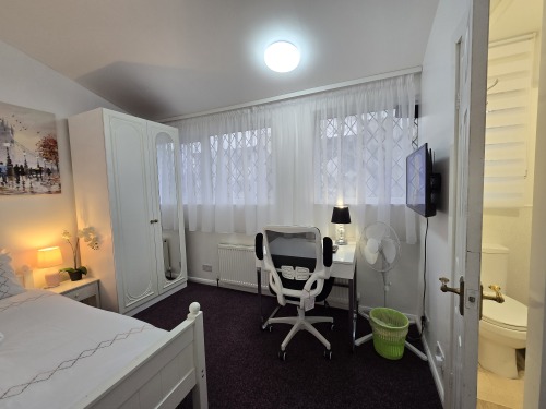 Room 4