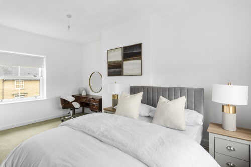 Bedroom no 3, spacious bedroom with luxurious bedding for a great night sleep. 