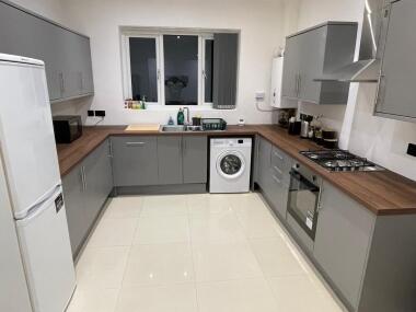 Large well equipped Kitchen