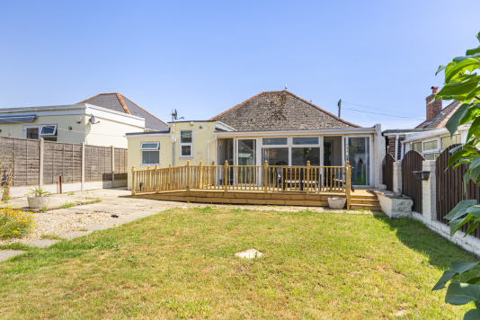 Enclosed dog friendly garden