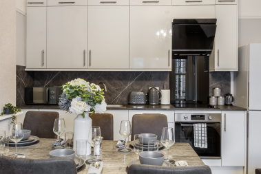 Kitchen & Dining Area