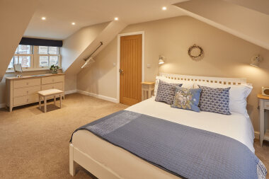 Attic Double Bedroom with En-Suite