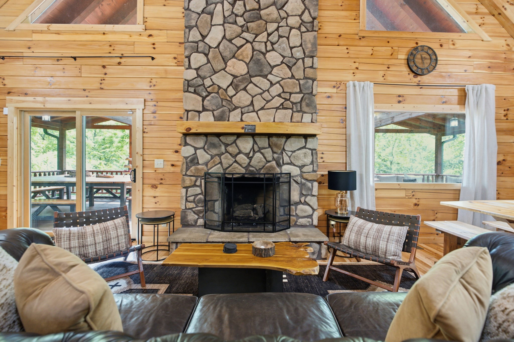 Firefly Hollow Lodge | Photo 8