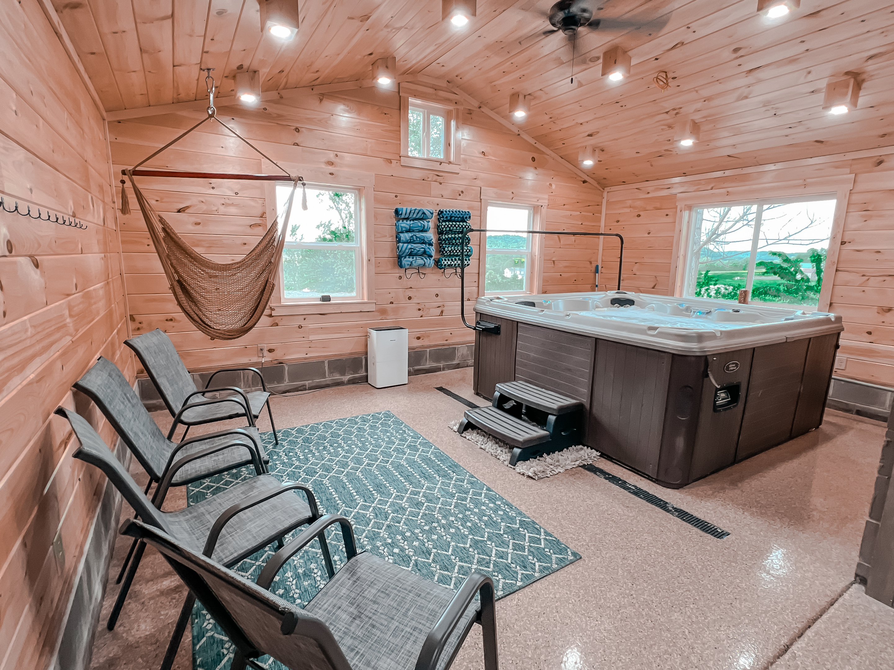 Ash Ridge Lodge - Ash Ridge Cabins by Ash Ridge Cabins