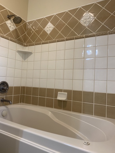 Room 3 &  Spa Bath