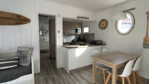 coin repas avec table 4 chaises