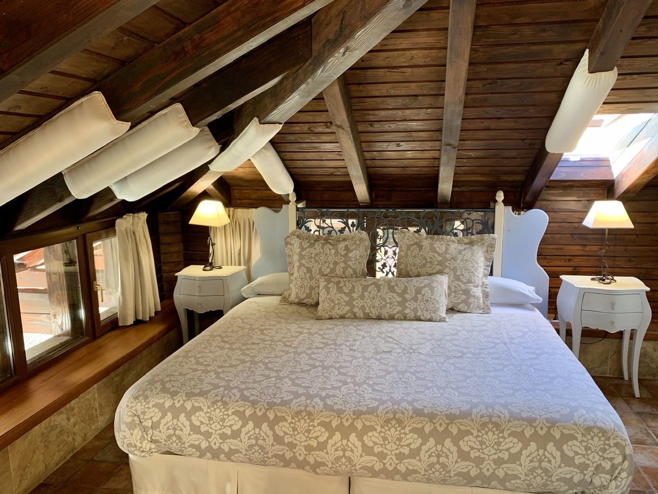 Habitacion Con Jacuzzi En Cantabria La Casa Del Puente