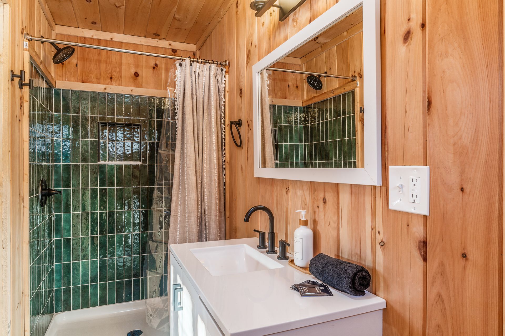Scouts Cottage | Photo 35