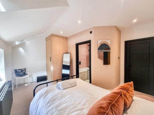 Secondary King Bedroom 