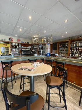 bar