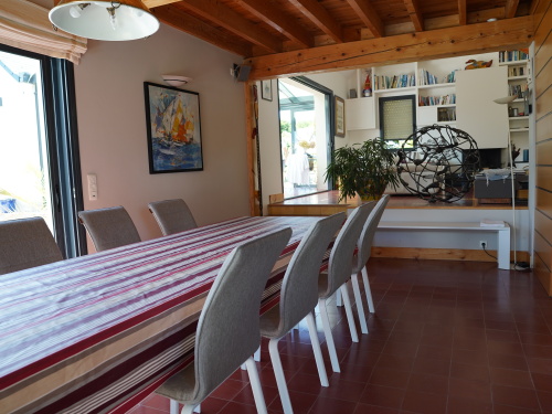Salle à manger pour 14 personnes