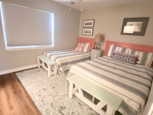 Guest Bedroom - queen and twin