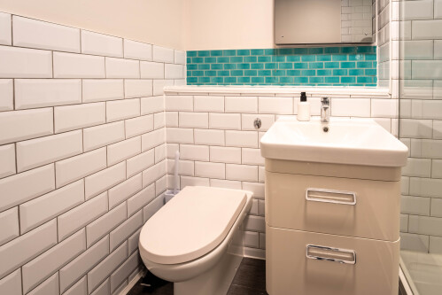 Professional cleans and high quality bathrooms 