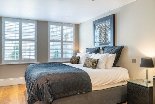 Crescent 2 bed apartment