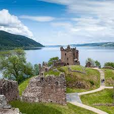 Loch Ness & Urquhart Castle