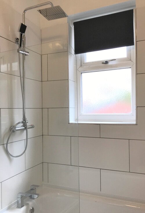 Bathroom - Rainfall shower or bath