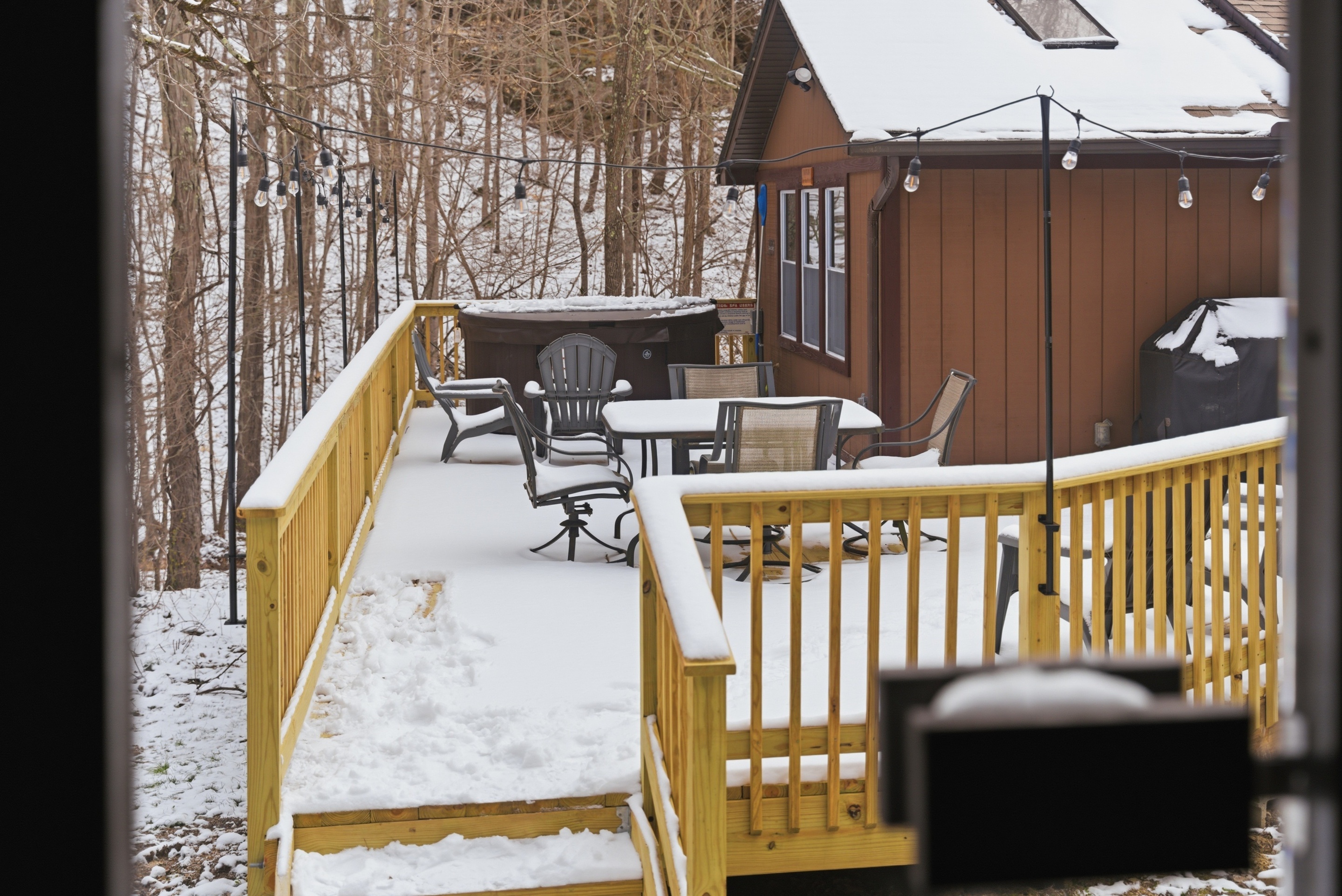 Honeysuckle Creekside Cabin | Photo 36