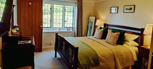 Longpool, Double room, en-suite with woodland view