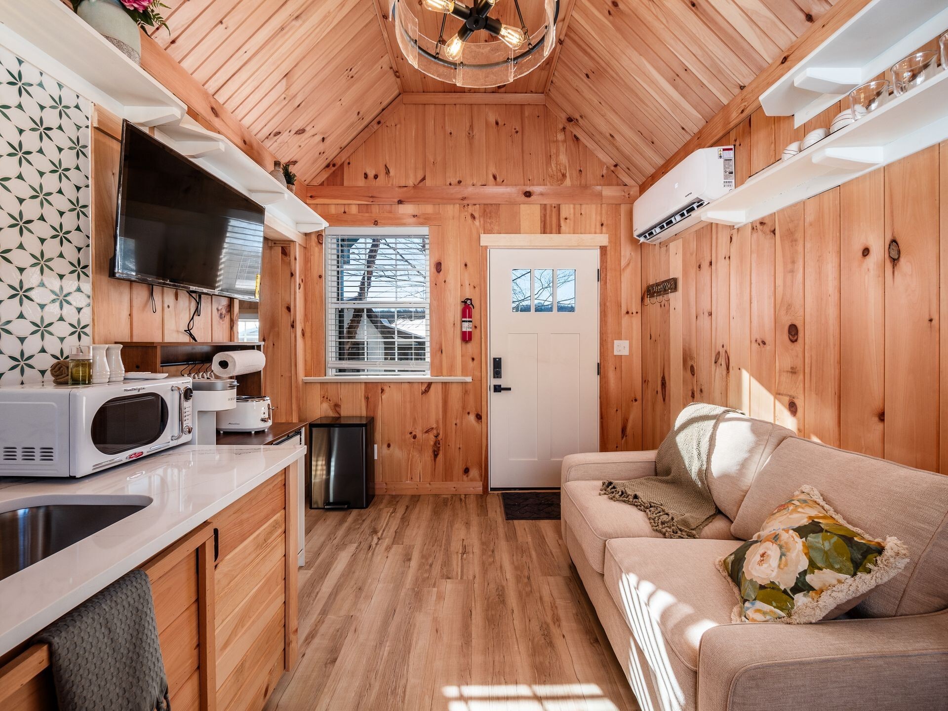 Scouts Cottage | Photo 8