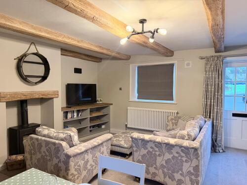 Cottage-style livingroom