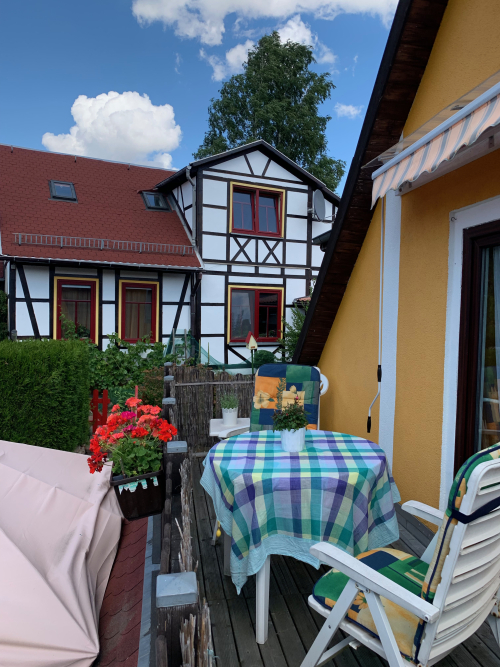 Apartment-Standard-Eigenes Badezimmer-Balkon - Standardpreis