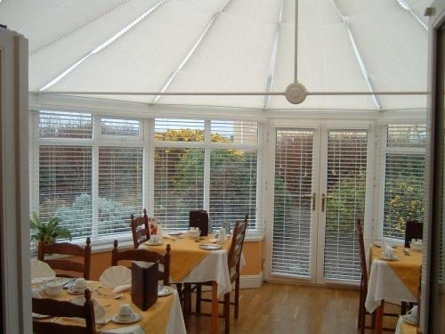 Breakfast Conservatory