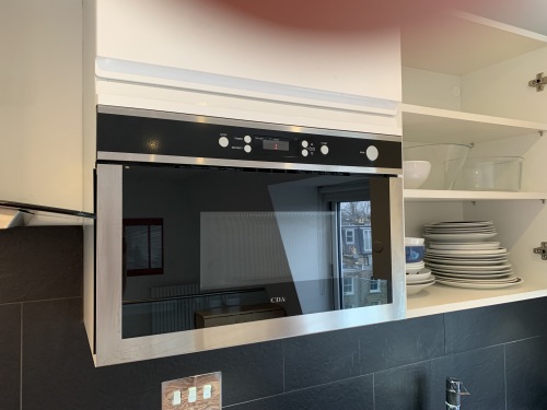 Fully equipped kitchen with Microwave