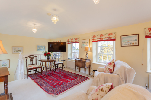 House-Traditional-Ensuite with Bath-Garden view - Base Rate