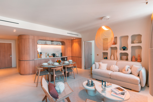 Salon avec vue sur le Vieux Port