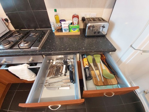 Sharred stuff in a kitchen