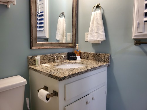 2nd Bathroom,  Jack & Jill