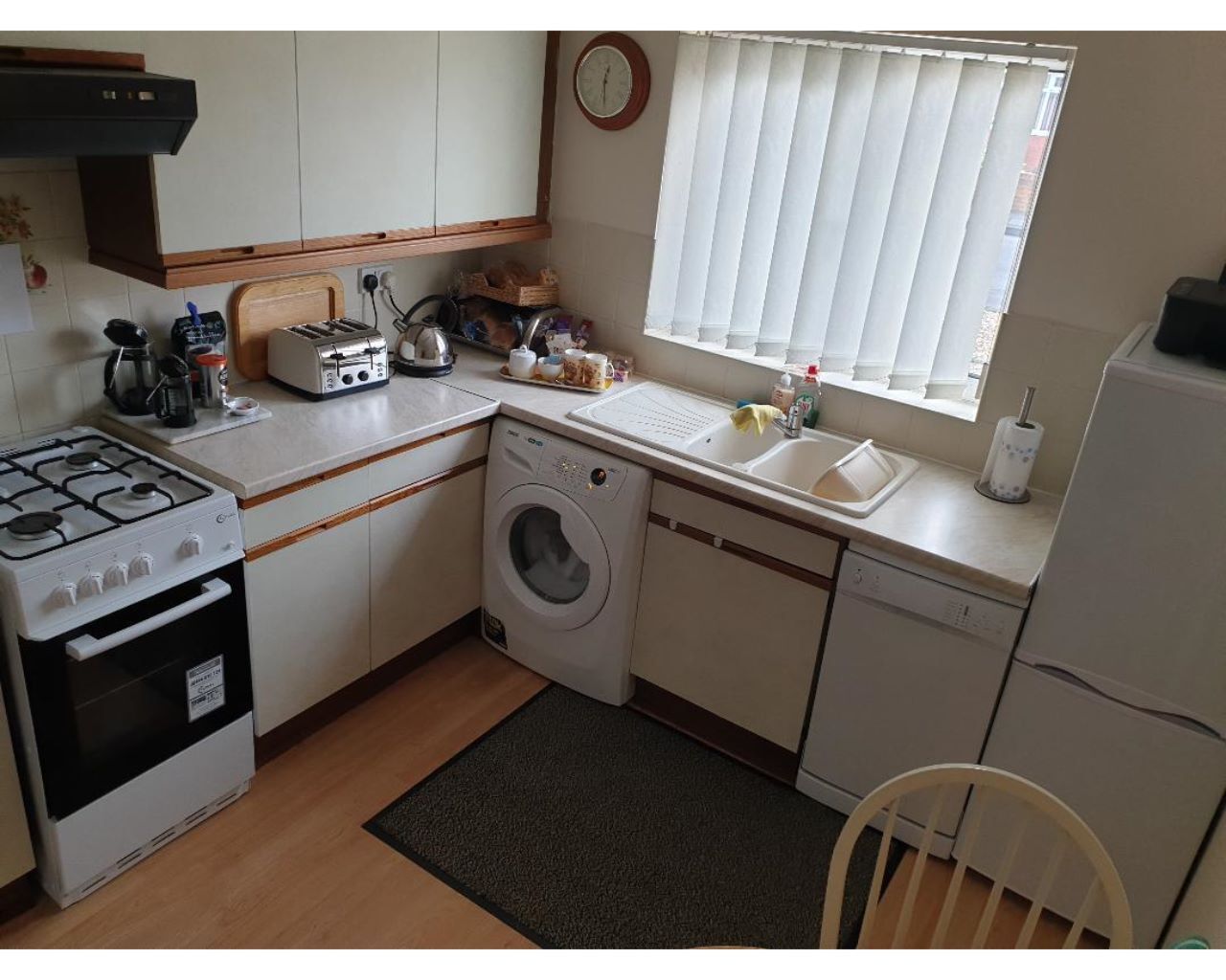 42 Beaumont Rise Rental Worksop, Worksop Book Here