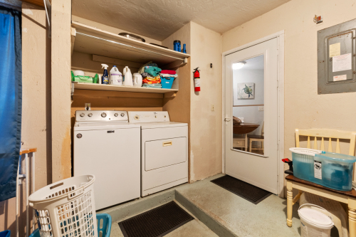 Laundry Room/ Garage