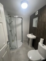 Ensuite - Toilet/Basin/Shower