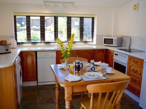 The Kitchen and Dining Area in Honeysuckle Cottage