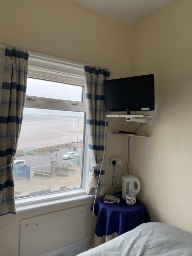 Single room-Private Bathroom-Sea view - Base Rate