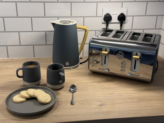 Fully Equipped Designer Kitchen