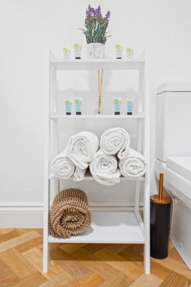 Fresh towels and best products for your stay