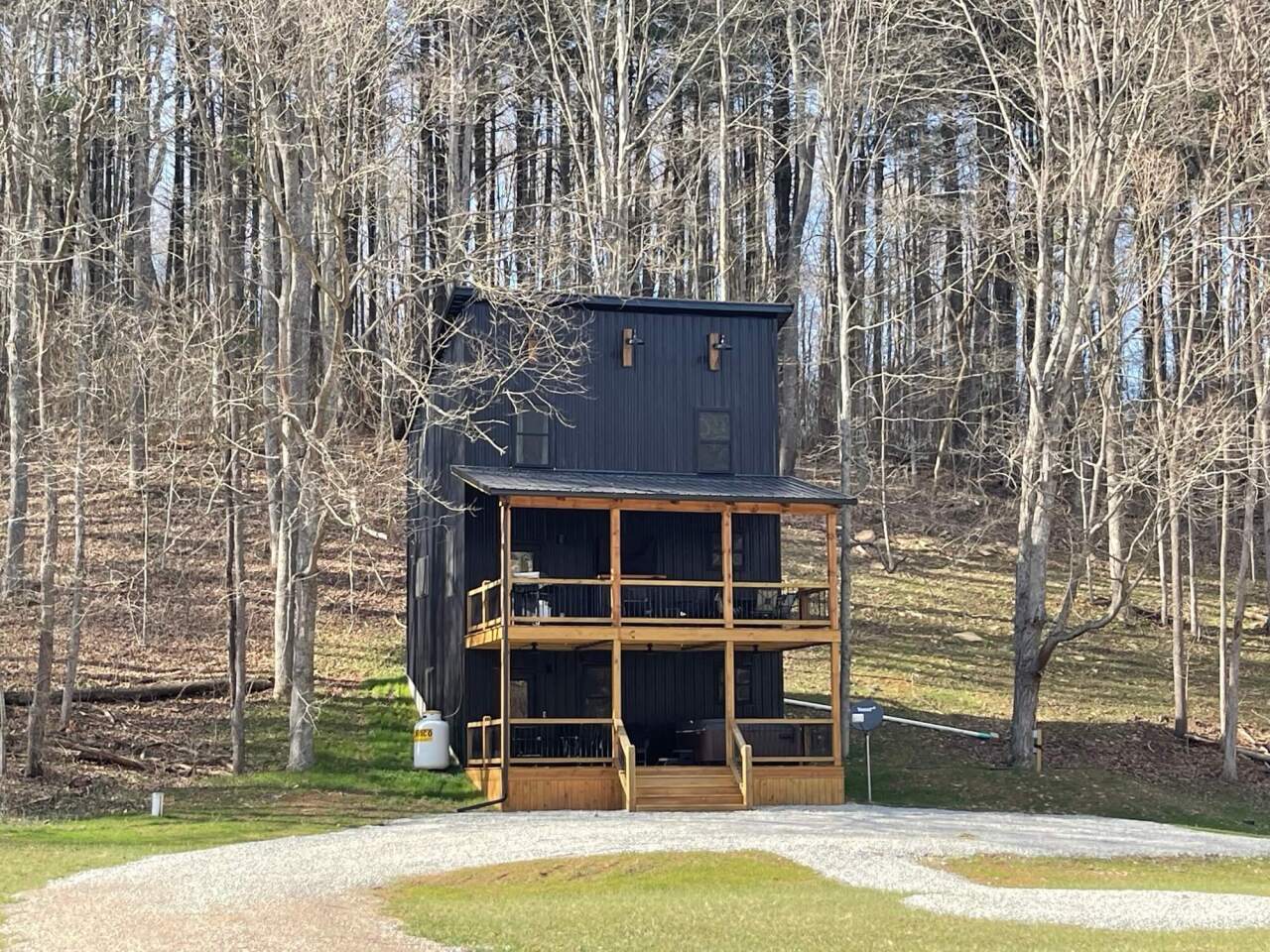 Caribou Lodge by Inn & Spa at Cedar Falls Lodges