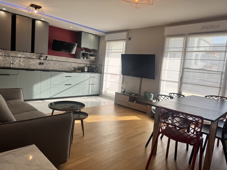 Le Riviera By Dream Apartments