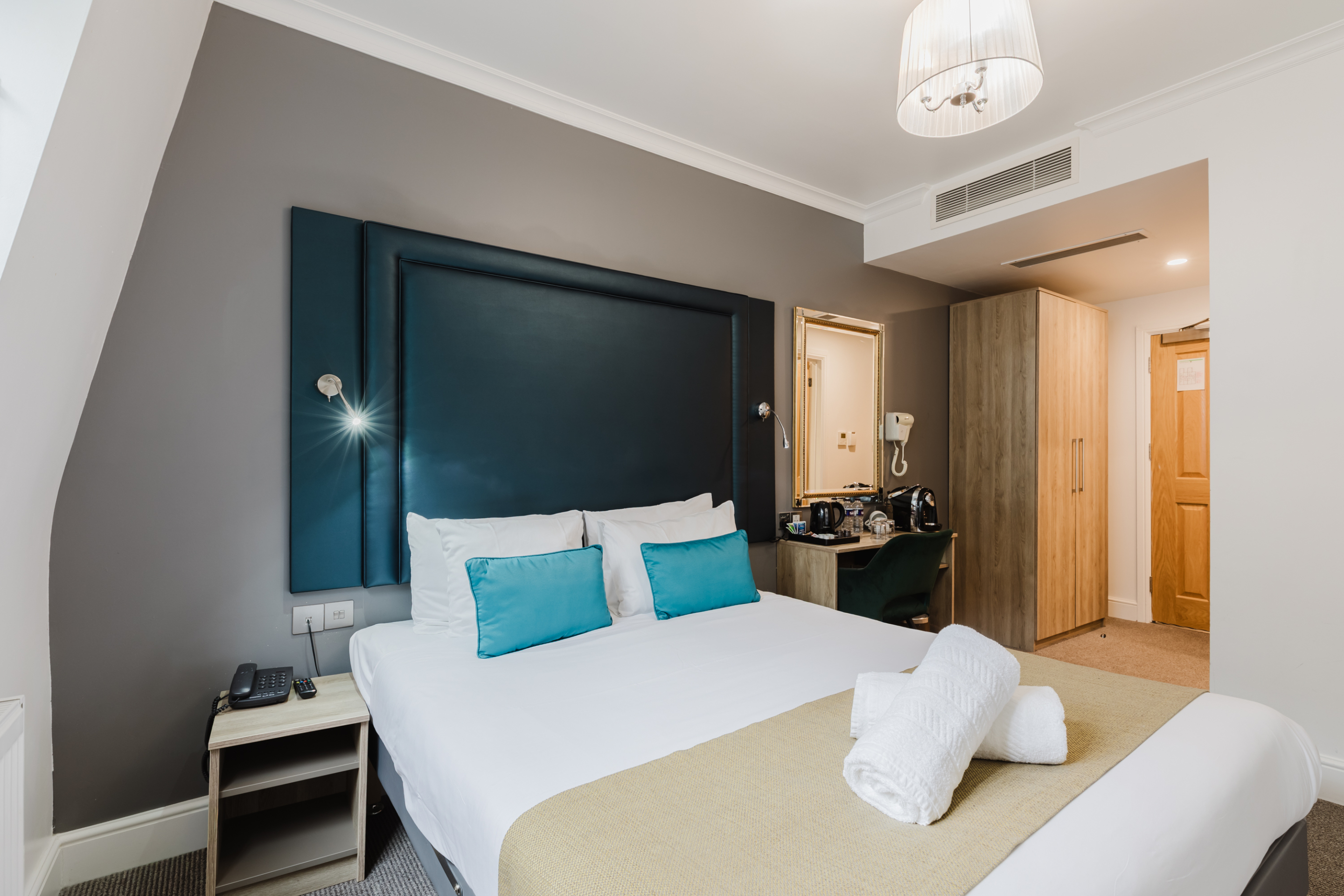 Superior Double Room — photo 1 of 29